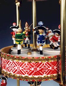 pyr2_still.jpg (22238 Byte)